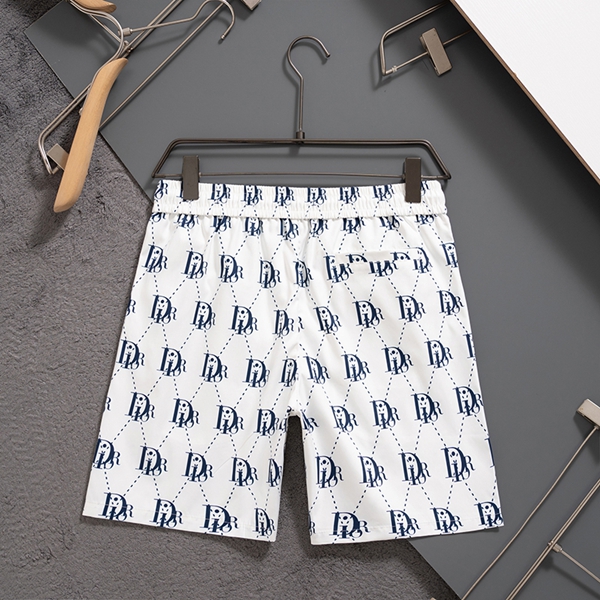 ブランドハーフパンツ背面デザイン